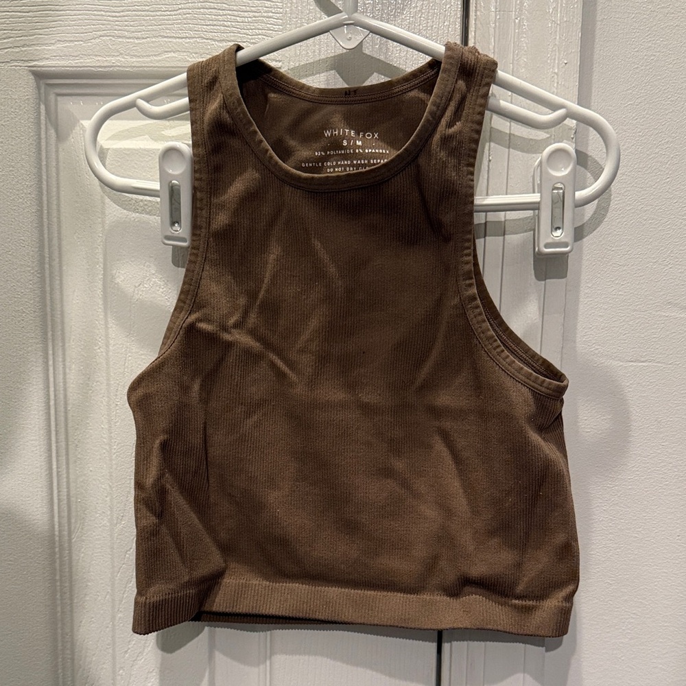 White Fox Brown cropped Tank Top. Size small/medium